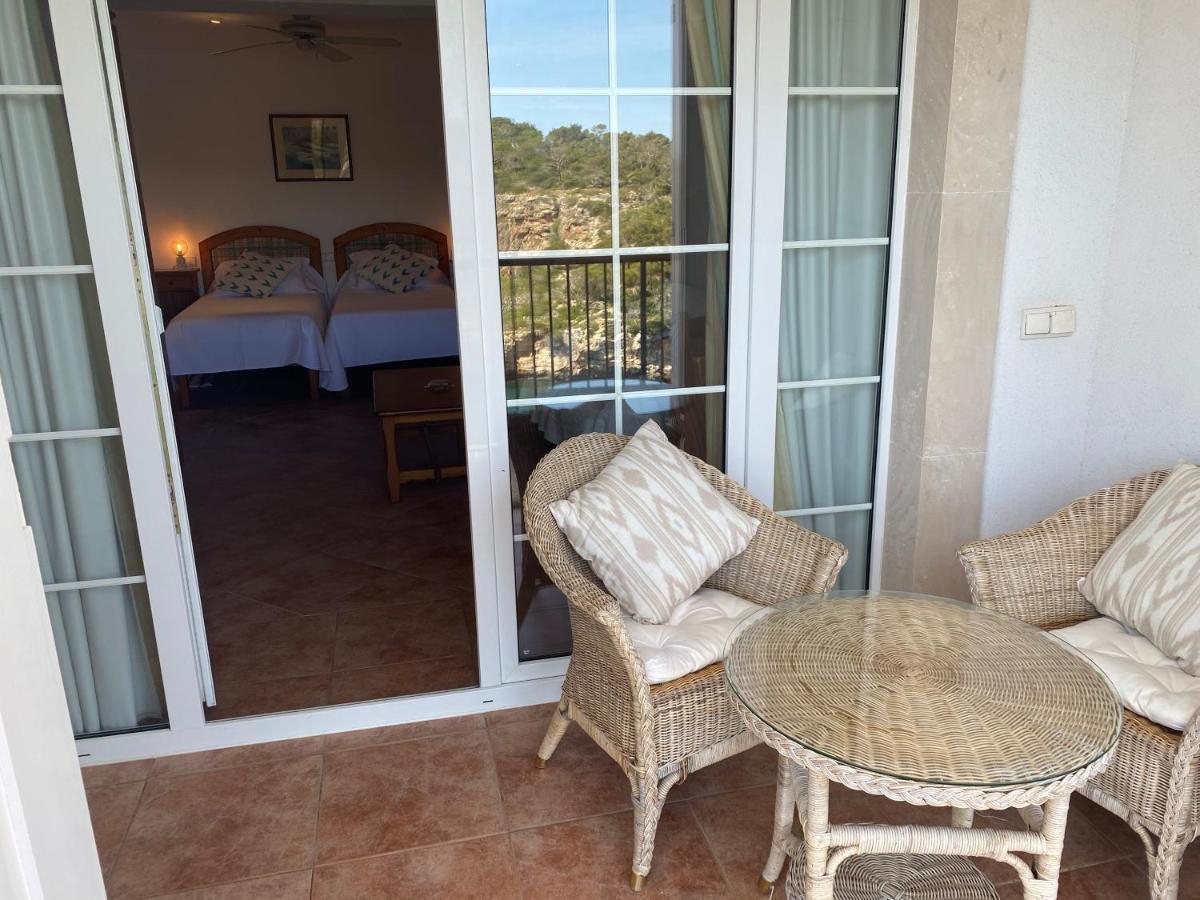 Hostal Restaurante Cala Cala Figuera  Buitenkant foto