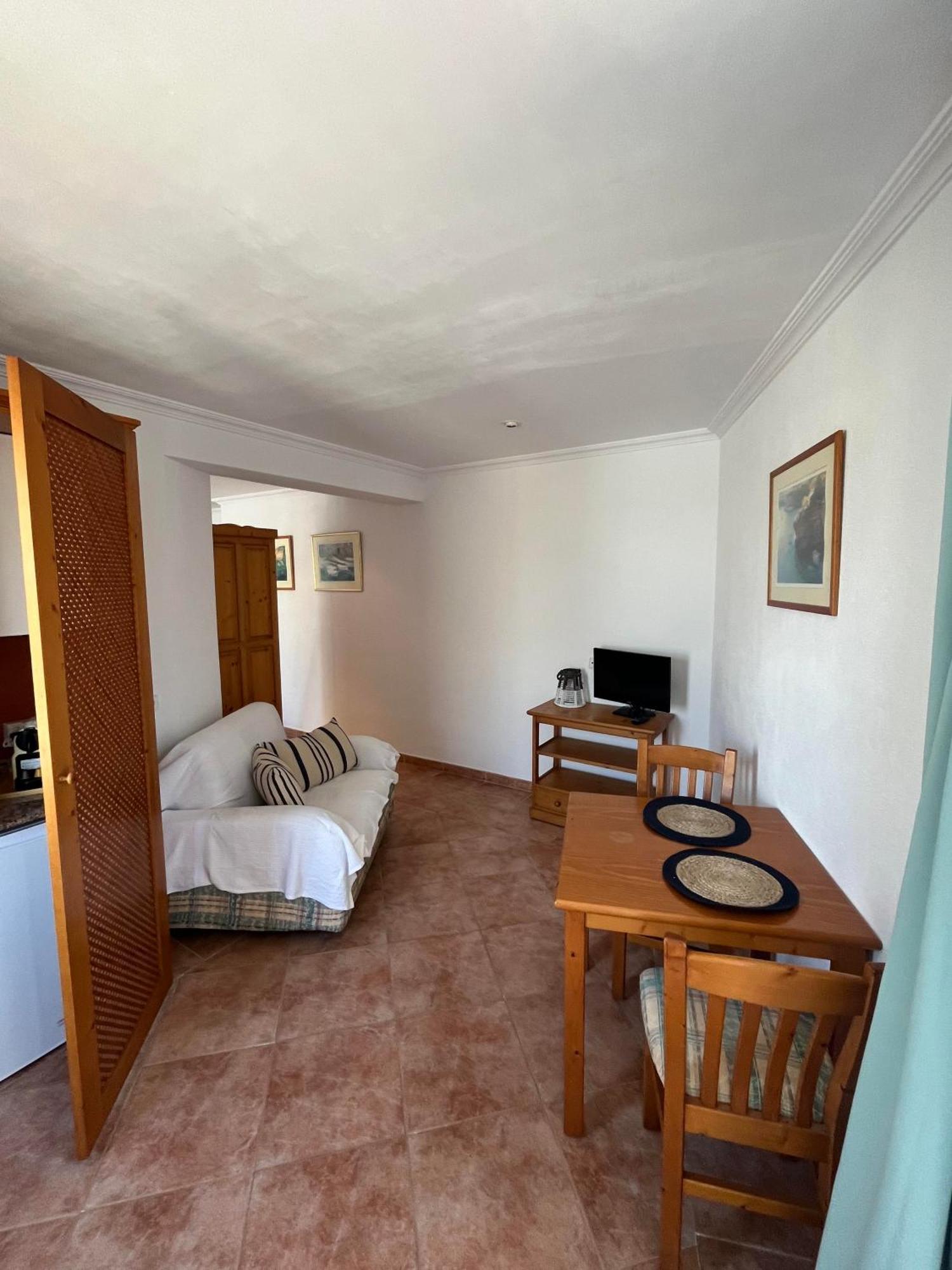 Hostal Restaurante Cala Cala Figuera  Buitenkant foto